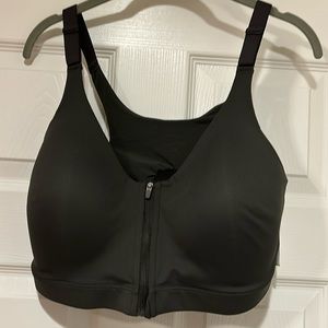 NWT Old navy active sports bra, grey, 36DD, zip front with adjustable straps